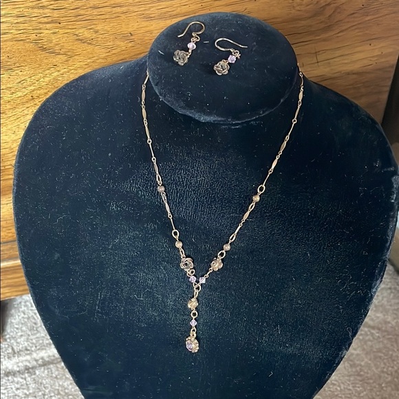 Jewelry - Elegant antique Gold and Purple flower Necklace and Earring Set